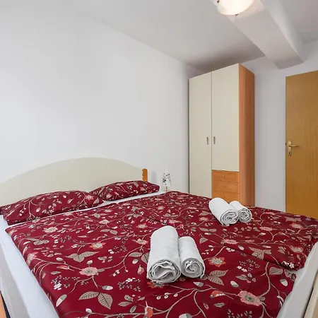 Apartment Izabela