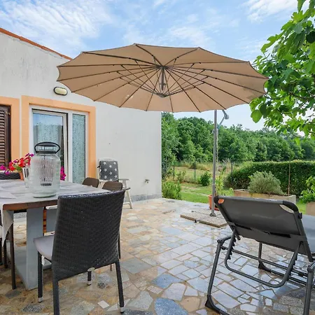 Apartment Izabela Lägenhet