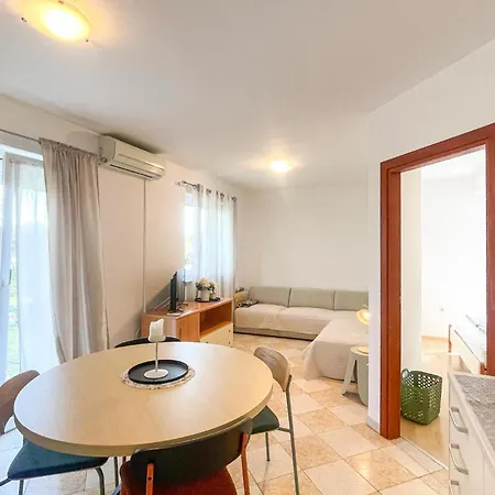Apartment Izabela